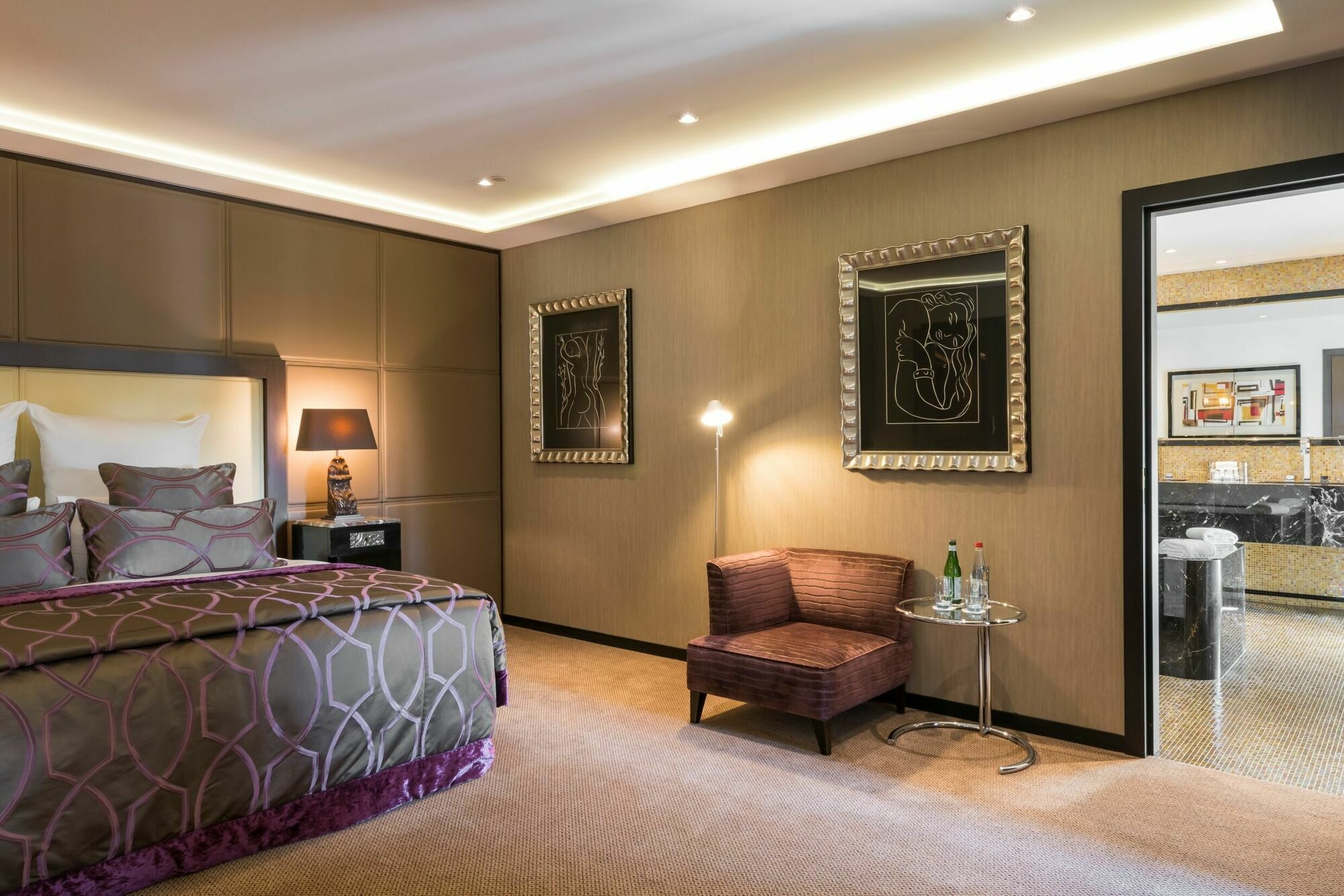 Warwick Grand-Place Brussels Phòng bức ảnh