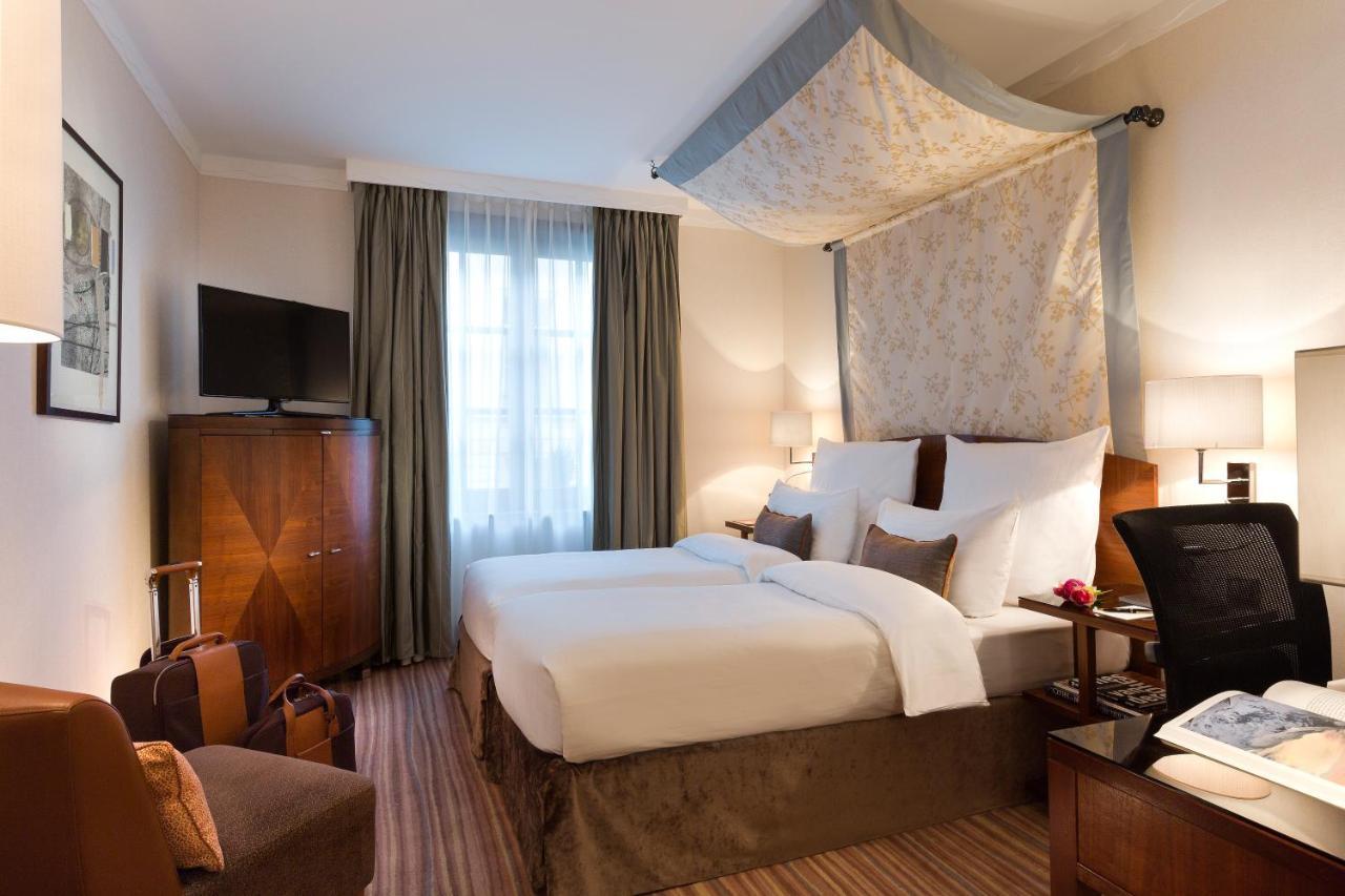 Warwick Grand-Place Brussels Ngoại thất bức ảnh